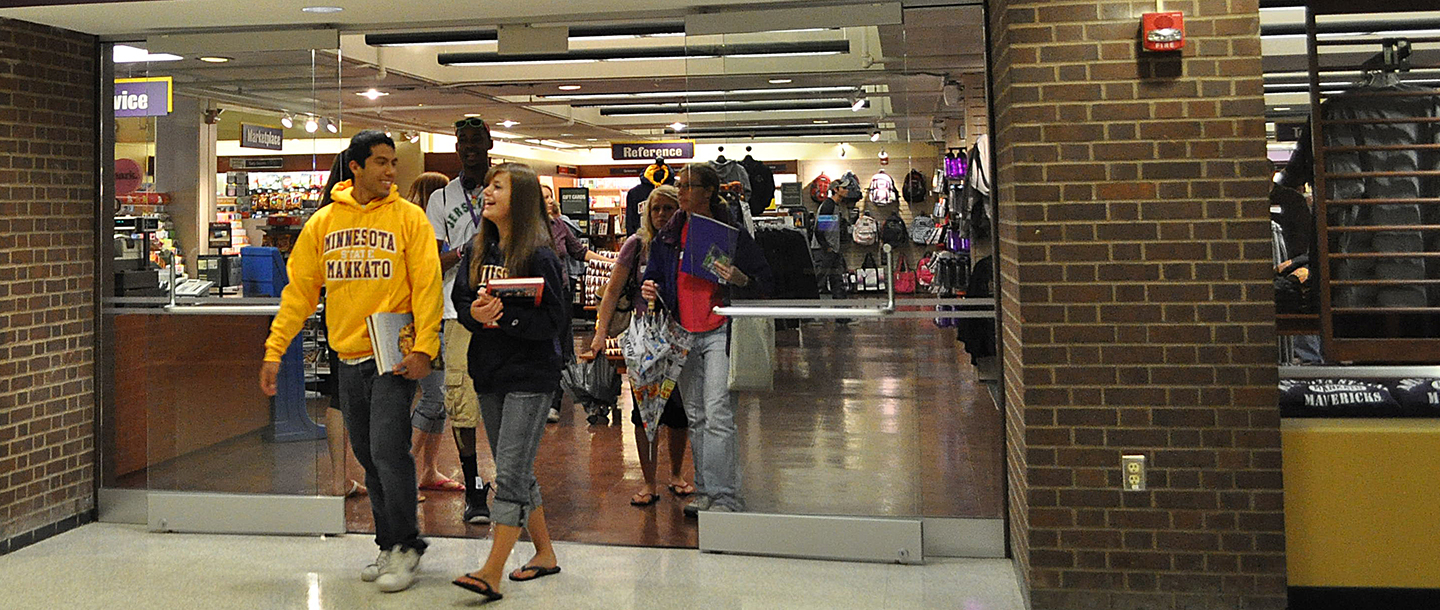 Students walking out of Barnes and Nobles bookstore in the CSU