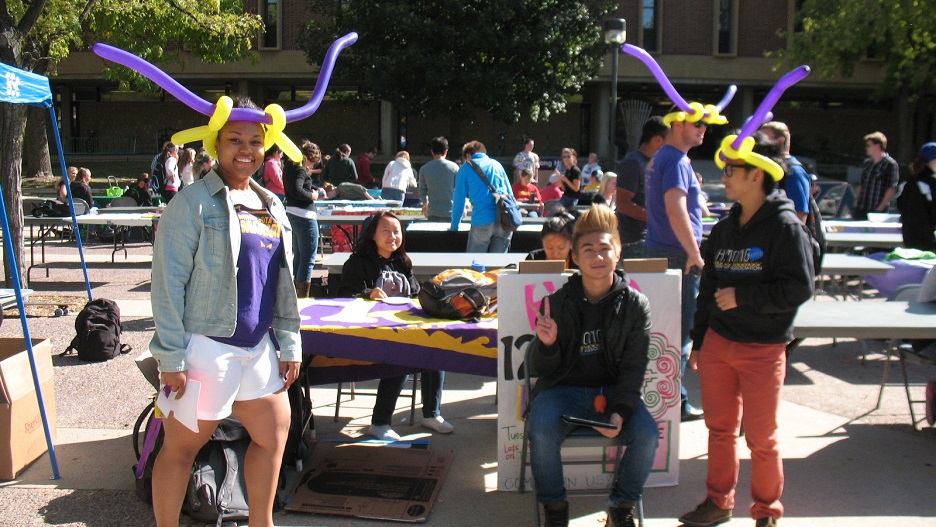 Picture of students tabling for involvement