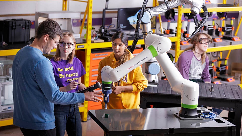students working in an engineering lab