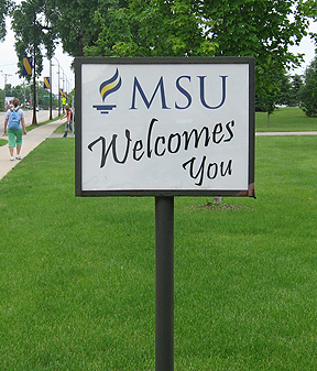 Minnesota State University welcomes you sign