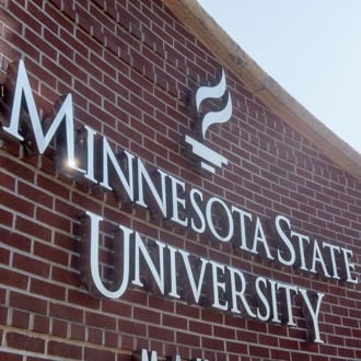 Minneostation State University sign 